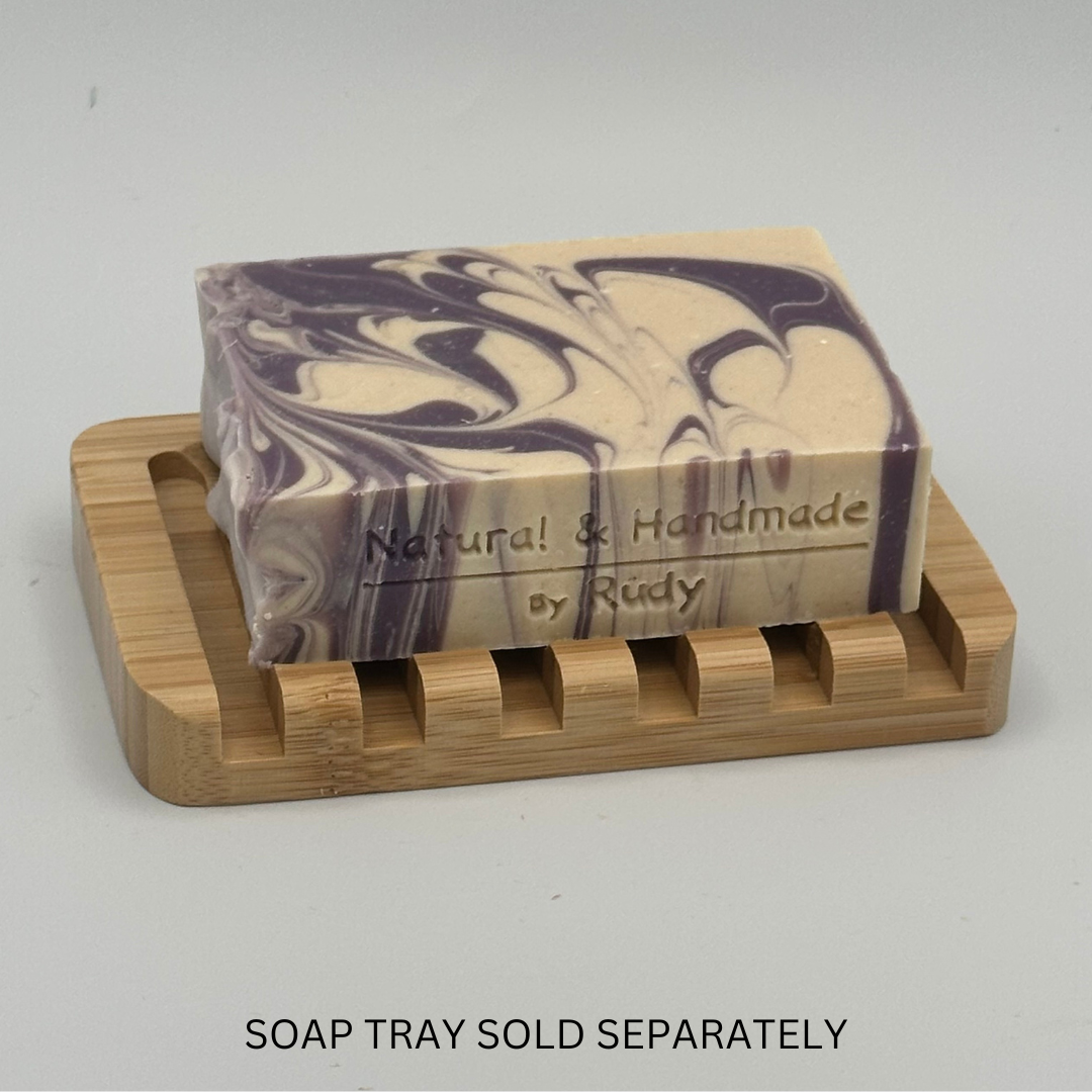 Lavender Swirl - Made with Goat's Milk, Kaolin Clay and Oatmeal